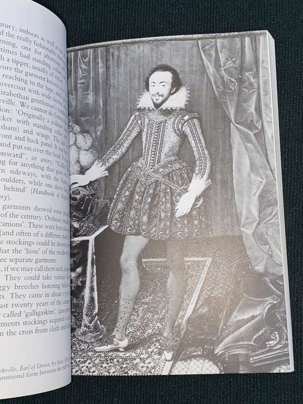 COSTUME & FASHION A CONCISE HISTORY BY JAMES LAVER