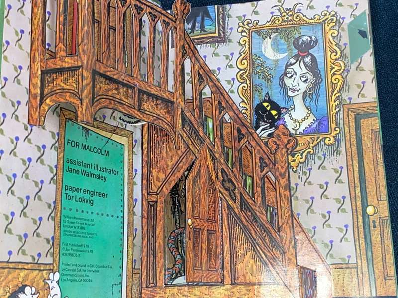 JAN PIENKOWSKI HAUNTED HOUSE POP UP BOOK