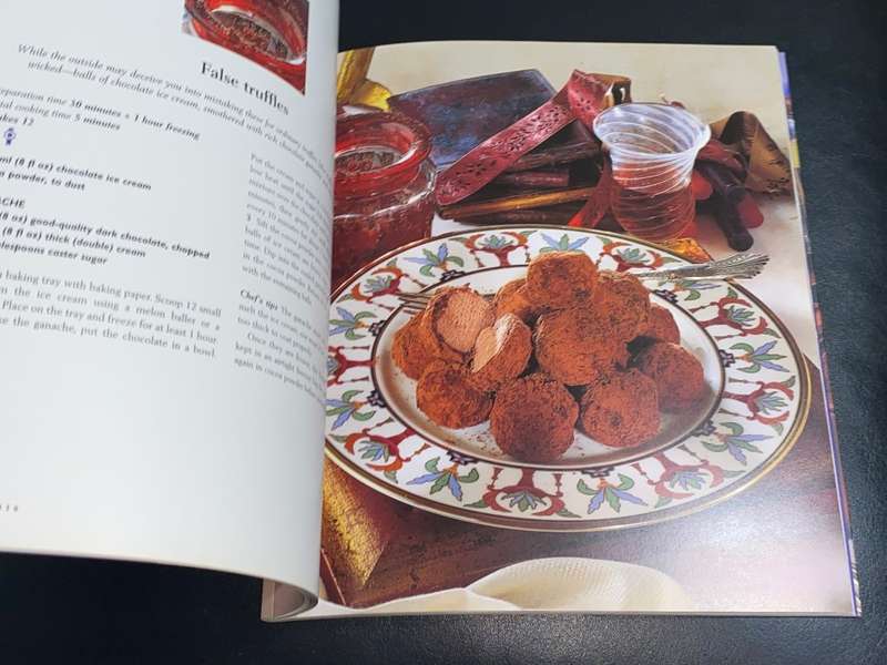 LE CORDON BLEU HOME COLLECTION CHOCOLATE