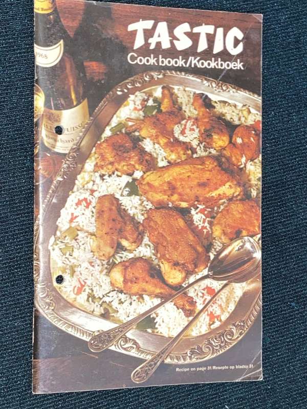 VINTAGE TASTIC COOK BOOK / KOOKBOEK