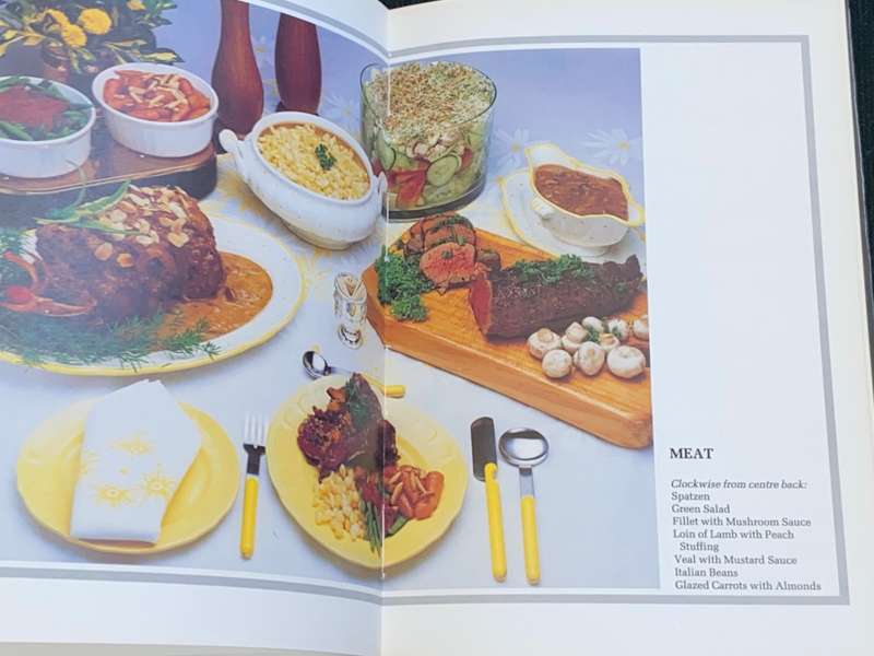 HOOKED ON COOKING BY JUNE EDELMUTH