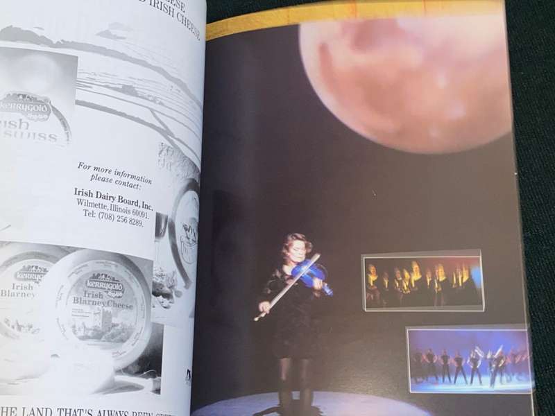 RIVERDANCE THE SHOW OFFICIAL PROGRAMME