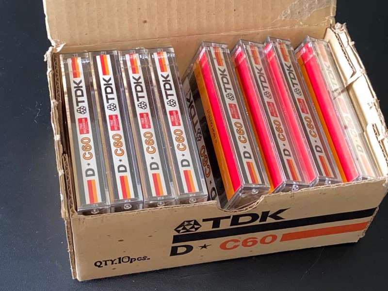 BLANK BOX OF 8 UNUSED 1977 JAPANESE TDK D* C60 CASSETTE TAPES