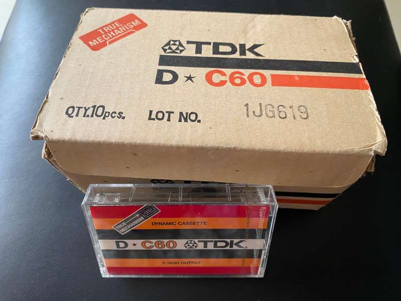 BLANK BOX OF 8 UNUSED 1977 JAPANESE TDK D* C60 CASSETTE TAPES