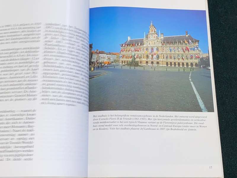 ARCHITECTUUR IN ANTWERPEN ATRIUM CULTUURGIDSEN