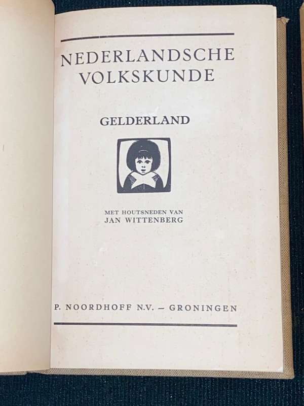 NEDERLANDSCHE VOLKSKUNDE 2 VOLUMES 1930`S