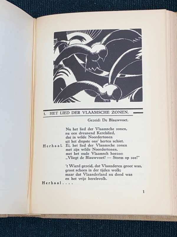 NEDERLANDSCHE VOLKSKUNDE 2 VOLUMES 1930`S