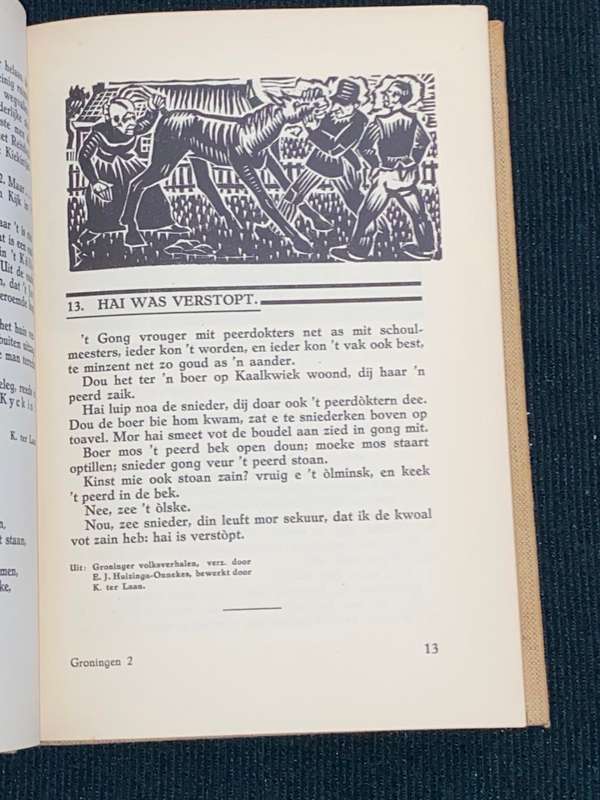 NEDERLANDSCHE VOLKSKUNDE 2 VOLUMES 1930`S