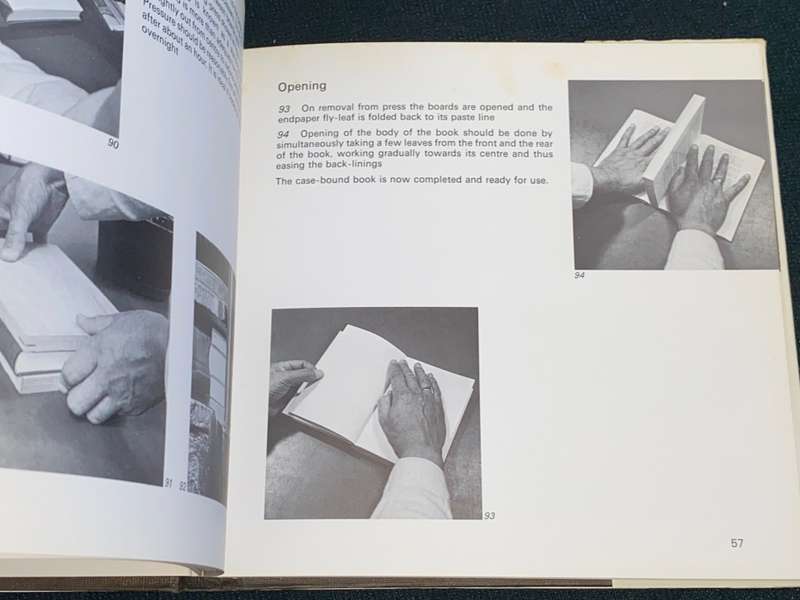 INTRODUCING BOOKBINDING BY IVOR ROBINSON