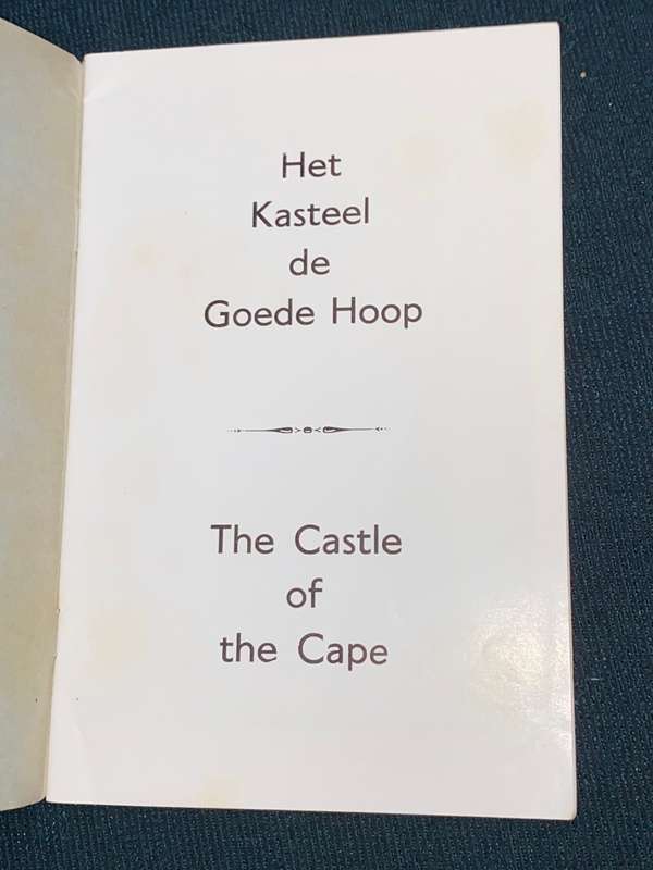 HET KASTEEL DE GOEDE HOOP THE CASTLE OF THE CAPE VINTAGE BOOKLET