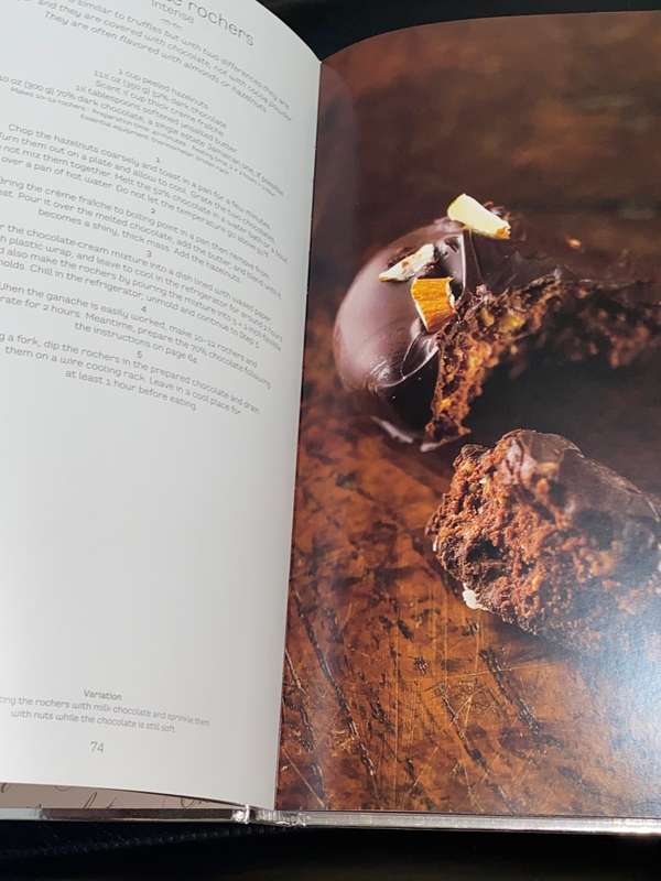 CHOCOLAT BY STEPHAN LAGORCE