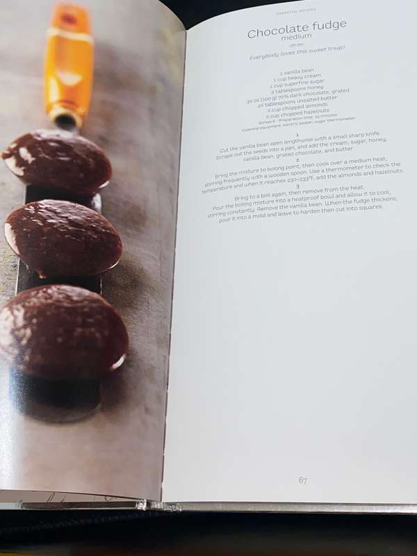 CHOCOLAT BY STEPHAN LAGORCE