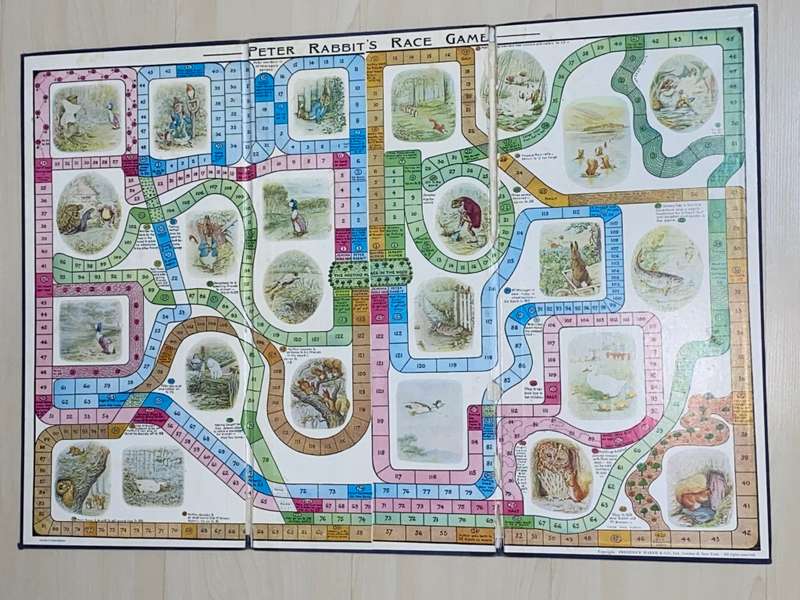 VINTAGE PETER RABBIT`S RACE GAME (BOARD ONLY)