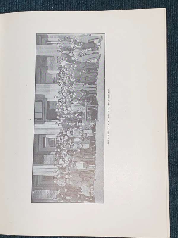 ONS HOE KOERS DEUR J DE V. HEESE 1942