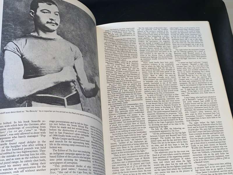 THE FIGHTERS A PICTORIAL HISTORY OF SA BOXING FROM 1881 BY CHRIS GREYVENSTEIN