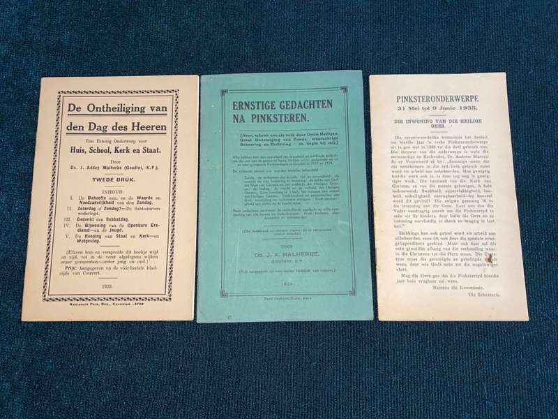 ANTIQUE AFRIKAANS RELIGIOUS BOOKLETS X 3