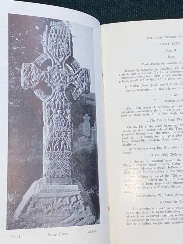 THE HIGH CROSSES OF KELLS BY HELEN M. ROE