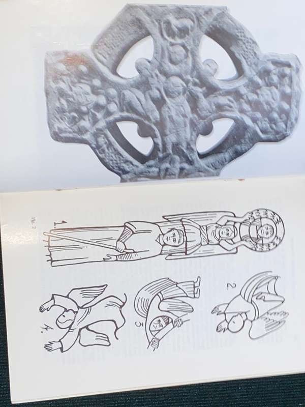 THE HIGH CROSSES OF KELLS BY HELEN M. ROE