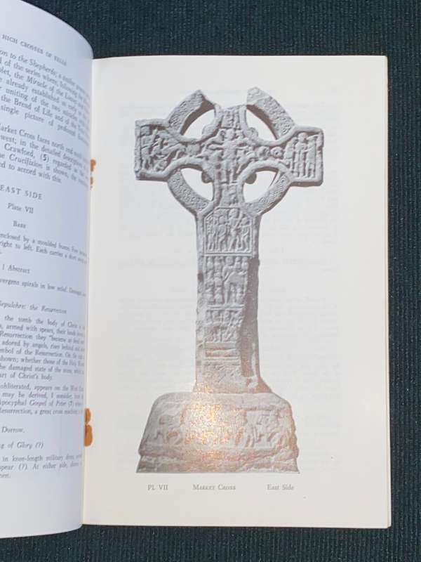 THE HIGH CROSSES OF KELLS BY HELEN M. ROE