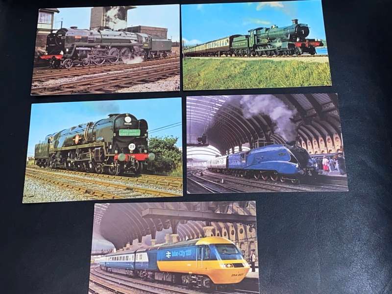 VINTAGE BRITISH TRAINS POSTCARDS X 5