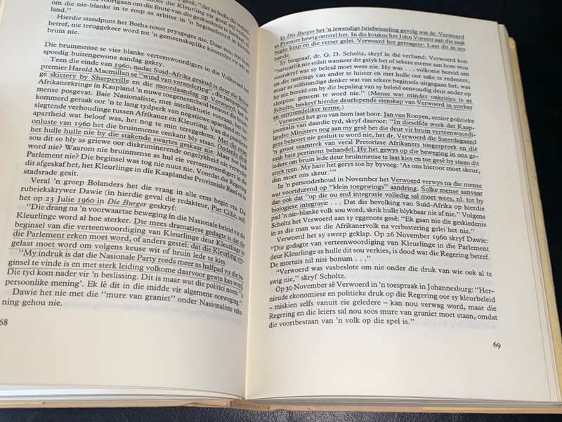 PW BY DIRK EN JOHANNA DE VILLIERS SIGNED