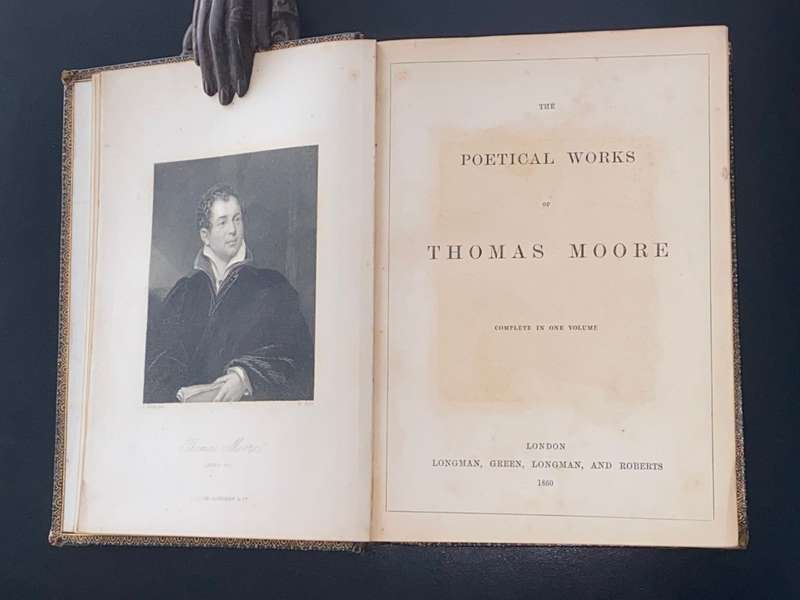 THE POETICAL WORKS OF THOMAS MOORE COMPLETE IN ONE VOLUME 1860