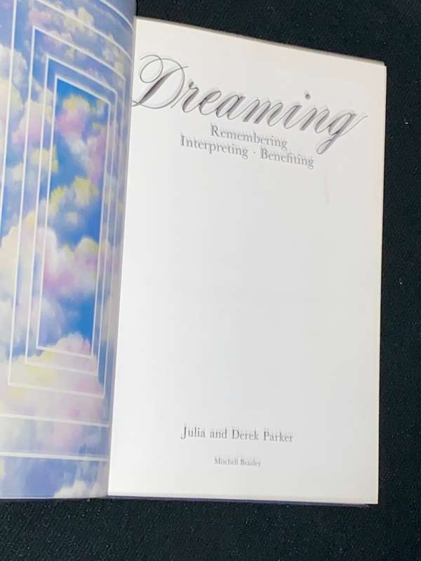 DREAMING BY JULIA AND DERK PARKER