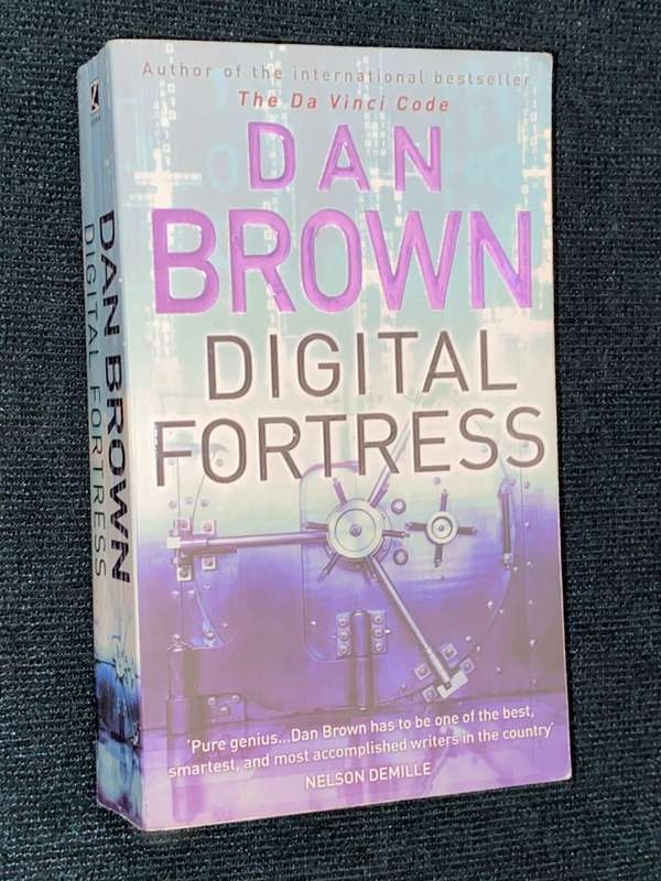 DIGITAL FORTRESS BY DAN BROWN