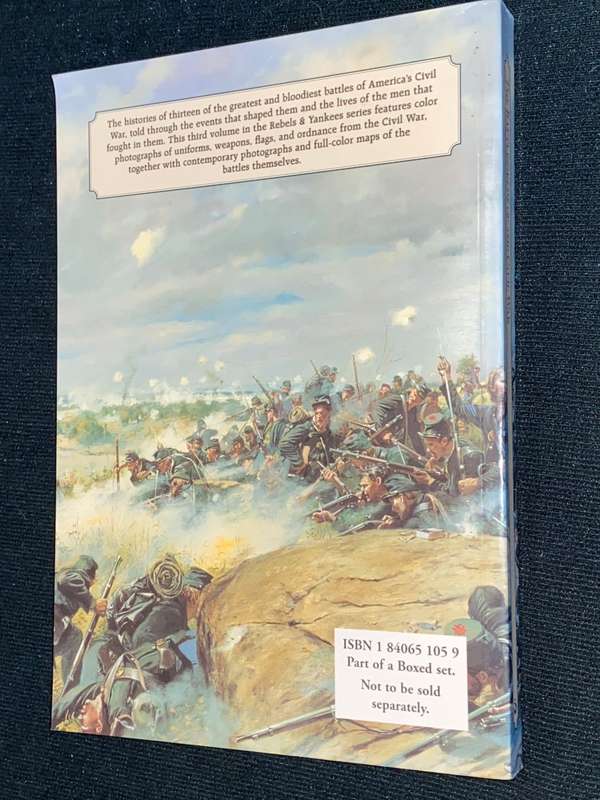 THE BATTLEFIELDS OF THE CIVIL WAR BY WILLIAM C. DAVIS