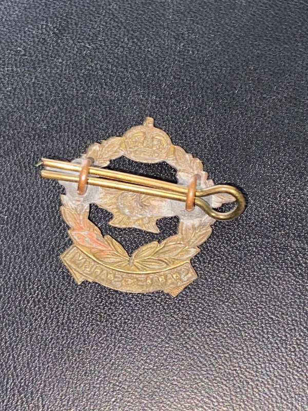 BRASS SAAF CAP BADGE