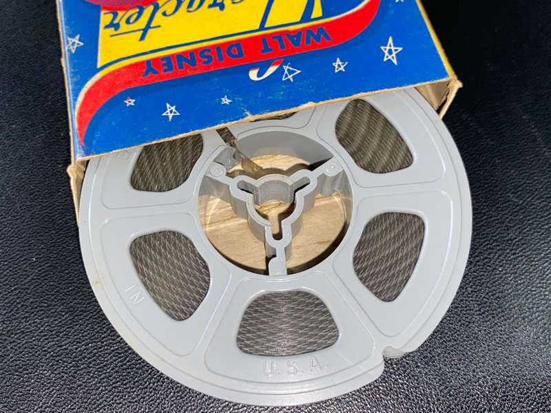 VINTAGE WALT DISNYEY CHARACTER FILMS 8MM 1570-A DONALD IN HIGH ALTITUDE