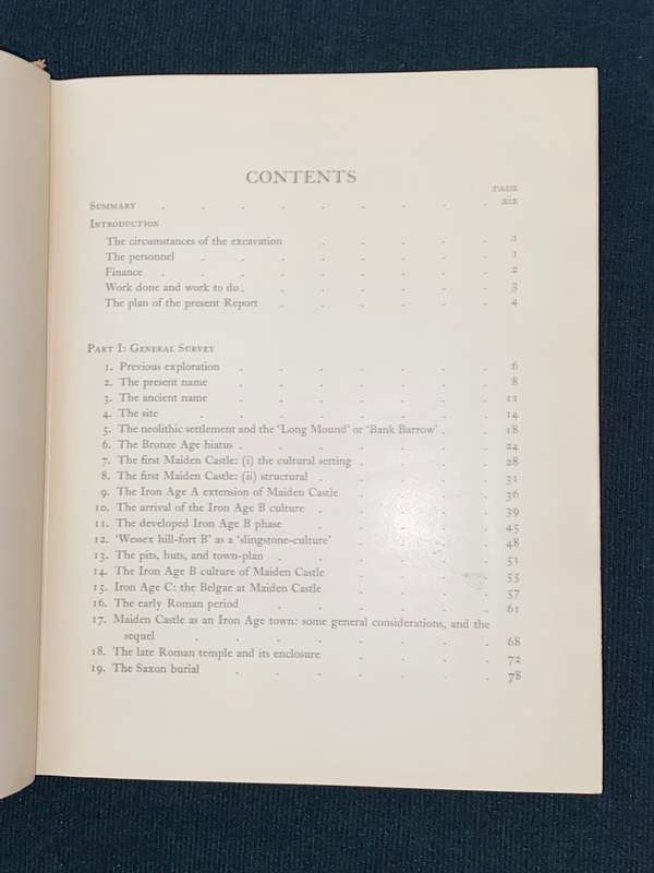 REPORTS OF THE RESEARCH COMMITTEE OF THE SOCIETY OF ANTIQUITIES LONDON MAIDEN CASTLE DORSET 1943