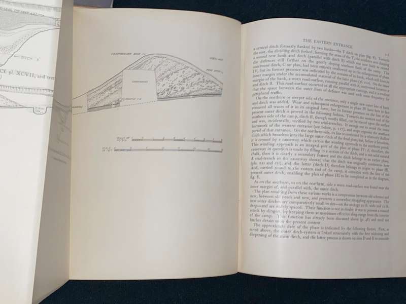 REPORTS OF THE RESEARCH COMMITTEE OF THE SOCIETY OF ANTIQUITIES LONDON MAIDEN CASTLE DORSET 1943