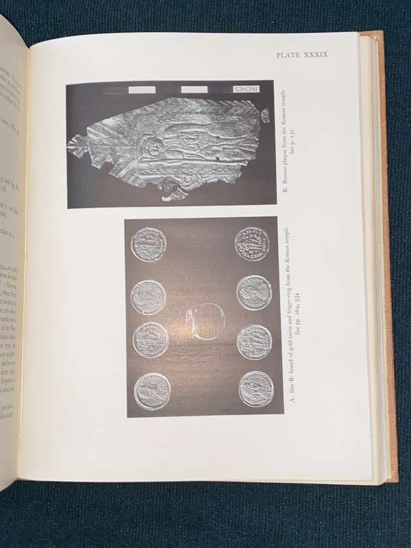 REPORTS OF THE RESEARCH COMMITTEE OF THE SOCIETY OF ANTIQUITIES LONDON MAIDEN CASTLE DORSET 1943