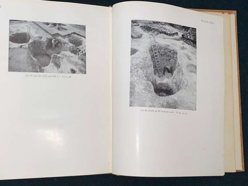 REPORTS OF THE RESEARCH COMMITTEE OF THE SOCIETY OF ANTIQUITIES LONDON MAIDEN CASTLE DORSET 1943