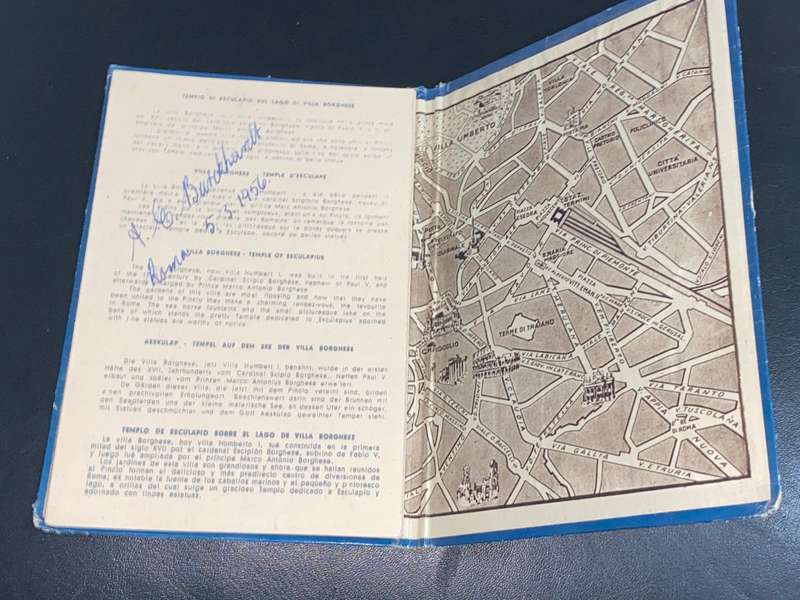 VINTAGE FOLD OUT OF PHOTOS OF ROMA SOUVENIR