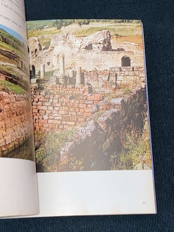 PAESTUM VINTAGE GUIDE BOOK