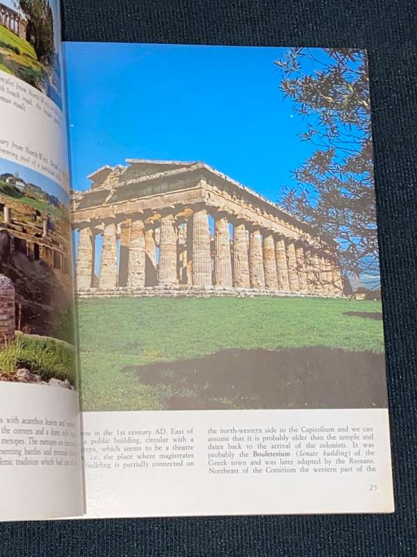 PAESTUM VINTAGE GUIDE BOOK