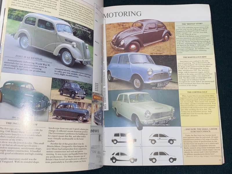 THE NATIONAL MOTOR MUSEUM BEAULIEU HAMPSHIRE ENGLAND A PICTORIAL GUIDE TO MOTORING HISTORY