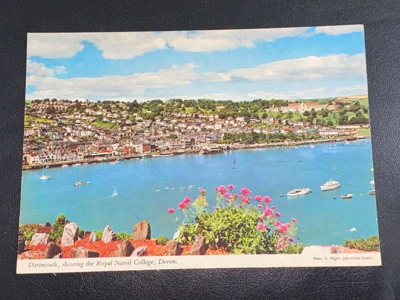 VINTAGE DARTMOUTH ENGLAND POST CARD