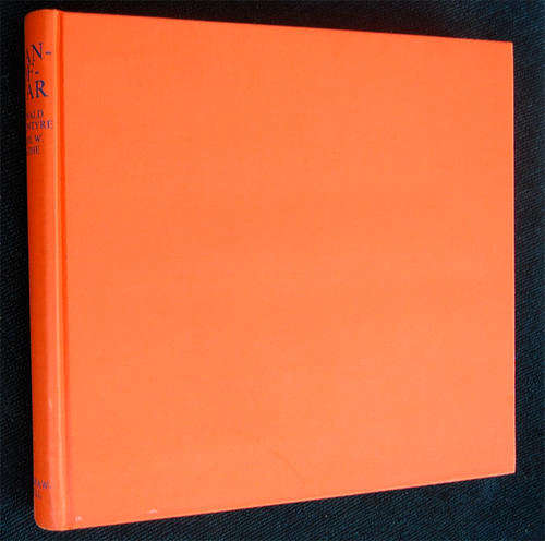 A HISTORY OF THE MAN-0-WAR COMBAT VESSEL BY BASIL W. BATHE