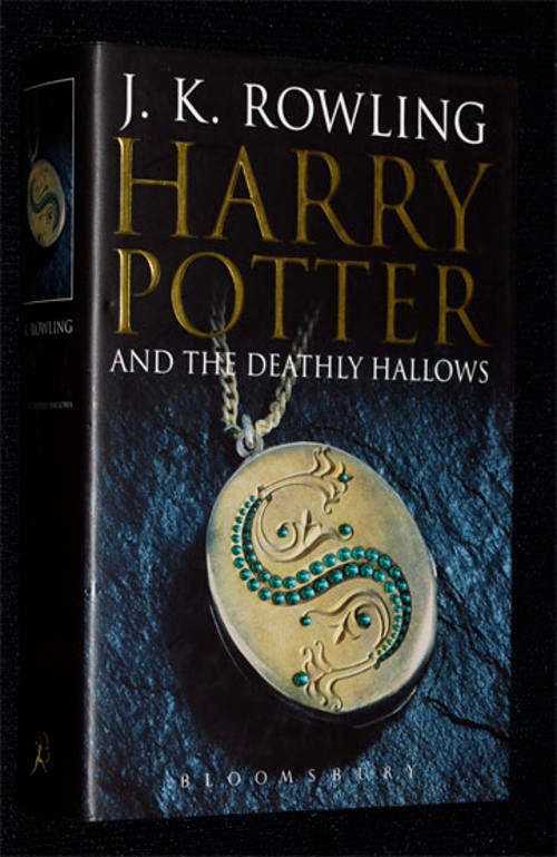 HARRY POTTER AND THE DEATHLY HALLOWS BY  J.K. ROWLING