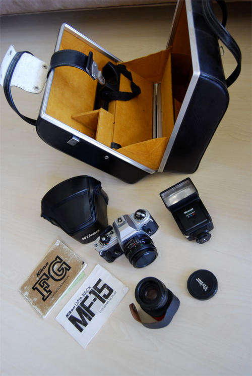 NIKON FG WITH FLASH AND VIVITAR AUTOMATIC TELE CONVERTER
