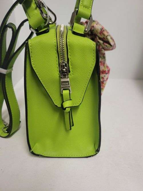 AUTHENTIC Steve Madden Neon Green Bparker Crossbody Bag w/Scarf, on Trend New With Tags