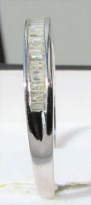 **CRAZY DEAL | R23419** BAGUETTE CUT | 0.300ct | CHANNEL DIAMOND BAND | WHITE GOLD - BUY SAFE