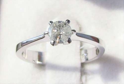 **STUNNING SOLITAIRE [R21036]** ROUND CUT DIAMOND [0.300ct]  RING [WHITE GOLD] - BUY SAFE