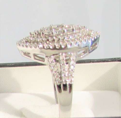 **MASSIVE DEAL [R64327]** MARQUISE SHAPE DESIGN [1.500ct] DIAMOND RING [WHITE GOLD] - BUY SAFE