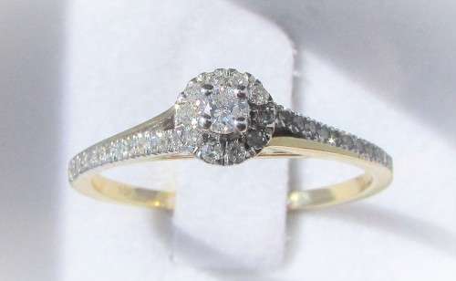**DESIGNER [R26639]** HALO DESIGN [0.325ct] DIAMOND RING [YELLOW GOLD] - BUY SAFE