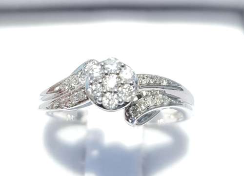 **HALO DESIGN | R28639** SWIRL | 0.400ct | DIAMOND RING | WHITE GOLD - BUY SAFE