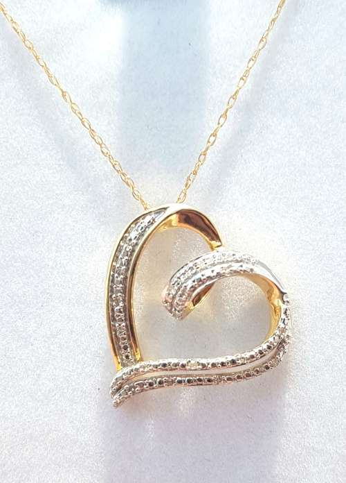 *GORGEOUS | R18736* DIAMOND HEART PENDANT |0.15ct| ROUND CUT | YELLOW GOLD + OPTIONAL CHAIN-BUY SAFE